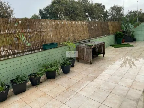 Apartamento T2 com terraço de 41m2 em Moreira da Maia