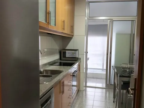 T3 junto ao Metro, a 980mts da praia de Matosinhos