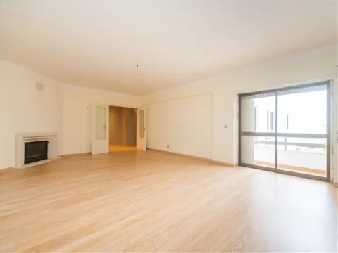Wohnung 4 Schlafzimmer