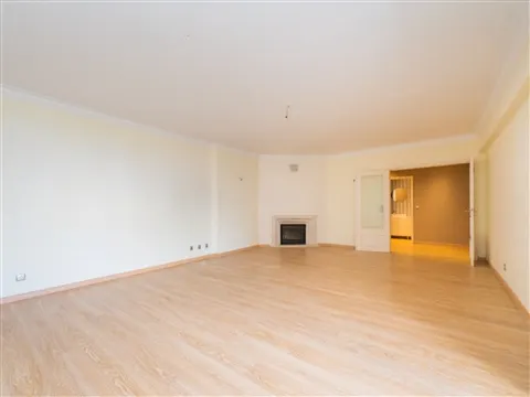 Wohnung 4 Schlafzimmer
