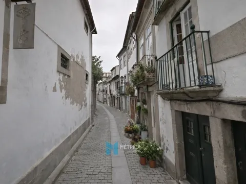 Prédio no Centro Histórico de Viana do Castelo | 375.000€