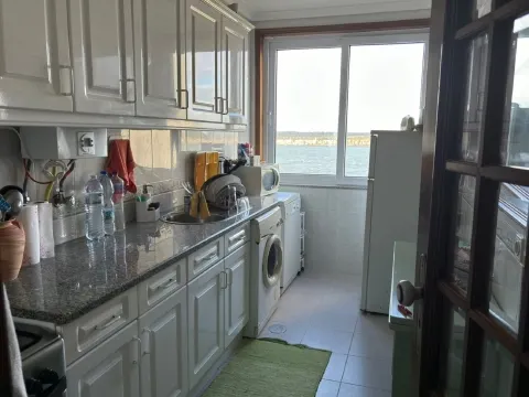 Apartamento T2, Praia da Barra, Aveiro, ubicado frente a la playa