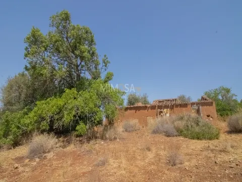 2ha plot with ruins near Praia da Luz, Lagos