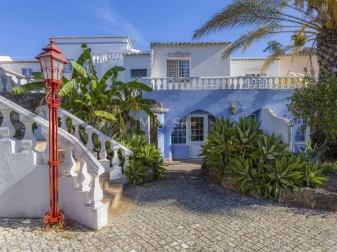 Quinta T14 de exelênçia com Piscina em 3,8 ha de Área em Odiáxere