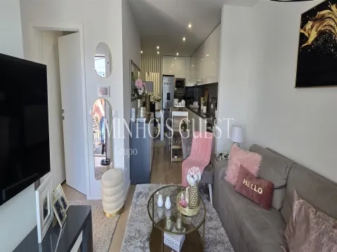 Apartamento T0+2 NOVO junto á Escola EB 2,3 de Pevidém - Guimarães
