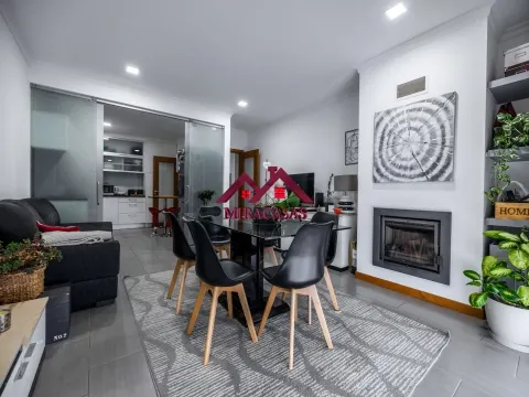 Apartamento T2+2 DUPLEX com Terraço, Garagem e Entrada Independente à Venda em Mira