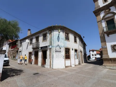 Moradia T3 Para Venda em Vila Flor