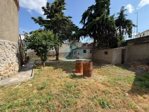 Moradia T4 à venda em Mirandela 