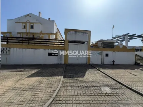 Garagem - Vila Nova de Milfontes