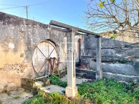 Moradia para Restaurar >=T10