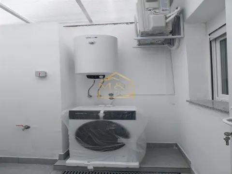 Moradia Térrea T1, Remodelada, Terraço - Porto