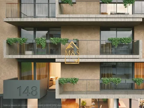 Apartamento T1, Ultimo piso com terraço, Metro , Matosinhos