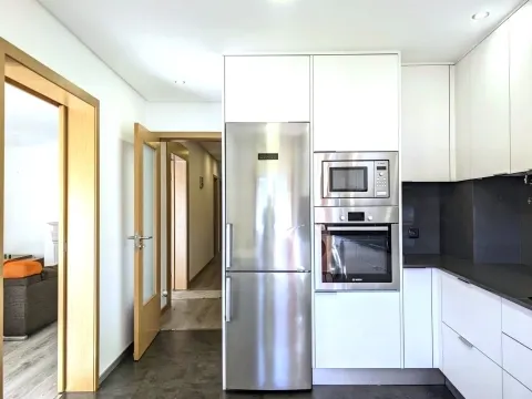 Duplex 3 chambres à louer - Entièrement meublé et équipé