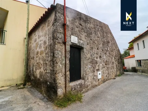 Moradia T2 a menos de 3 minutos do centro de Viseu – para remodelar