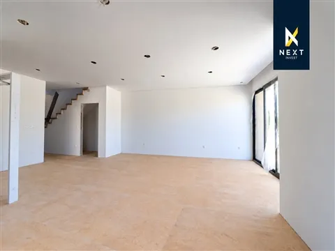 Moradia Geminada T3 Nova | Fragosela – Viseu  