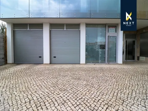 Loja Comercial Nova para venda em Viseu.