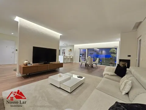 EXCLUSIVO - Moradia de Luxo na cidade de Setúbal com garagem e piscina