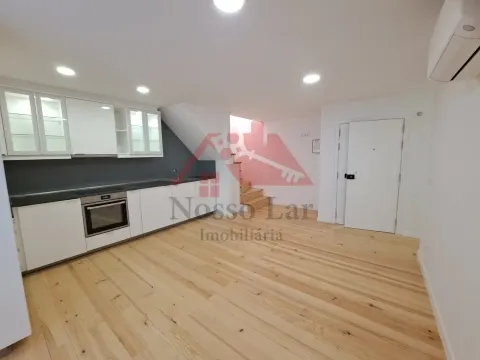 Prédio Remodelado com 3 apartamentos na Baixa de Setúbal