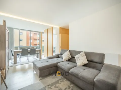 Apartamento T2 na Rua 27 de Fevereiro, Póvoa de Varzim