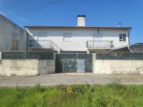 Moradia Bifamiliar T7, Póvoa de Varzim