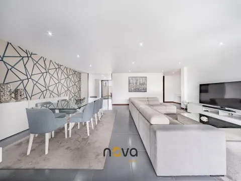 Moradia T4 em Aver-o-Mar a apenas 500 metros da praia