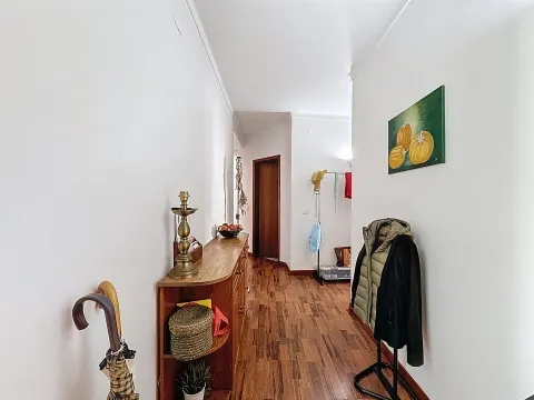 Apartamento T2 com parqueamento - centro da cidade