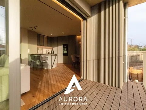 Apartamento T3 - Terraço - Varandas - 2 lugares de garagem fechados 