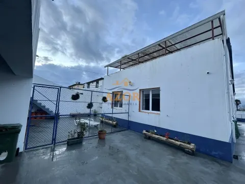 Moradia T4 no Pico da Pedra, Ribeira Grande