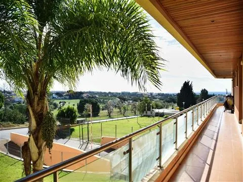 1 bedroom apartment with sea view