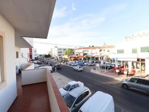 Apartamento nas Areias de São João a poucos minutos da Praia