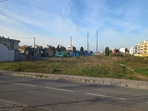 ANG1351 - Terreno para Venda em Marinha Grande