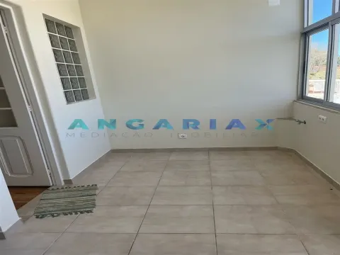ANG1392 - Two Bedroom Apartment for Rent in Alcobaça