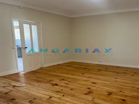 ANG1392 - Two Bedroom Apartment for Rent in Alcobaça