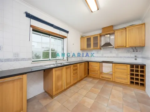 ANG1504 - 3 Bedroom House for Sale in Marinha Grande