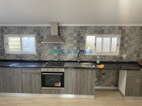 ANG1479 - Maison de 3 Chambres à Louer à Mira de Aire, Porto de Mós