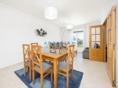 ANG1571 - 4+2 Bedroom House for Sale in Leiria