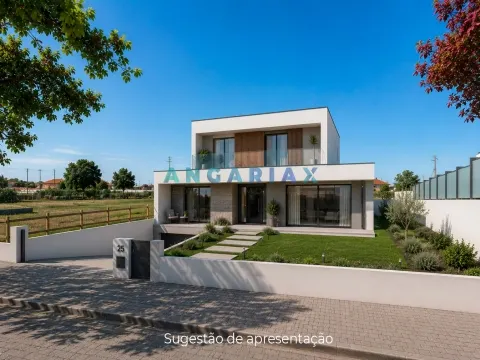 ANG1608 - Terrain à Vendre à Marinha Grande