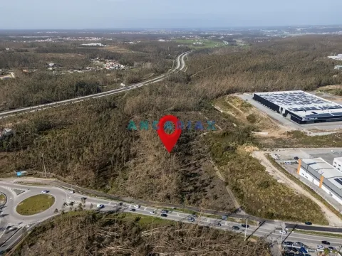 ANG1550 - Terreno Industrial de 40.745m2 para Venda em Leiria