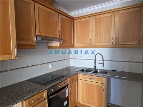 ANG1666 - 1+1 Bedroom Apartment for Rent in Telheiro, Leiria