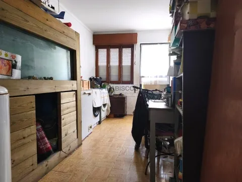 Maison T4 - À rénover - Centre - Terrasse - Portimão