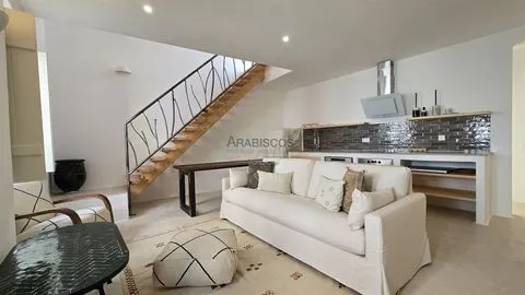 Jahresmiete - Haus mit 2 Schlafzimmern - Neubau - Traditionell - 2 Etagen - Portimão - Zentrum