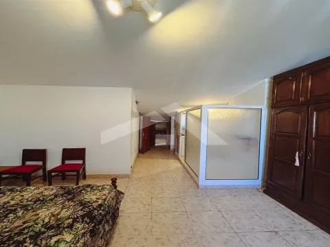 Appartement T3+1 au Centre de Vila do Conde — Garage Fermé & Grenier Polyvalent