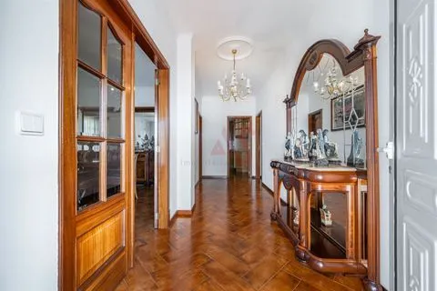 Casa indipendente con 3 camere da letto a Moreira de Cónegos - Guimarães