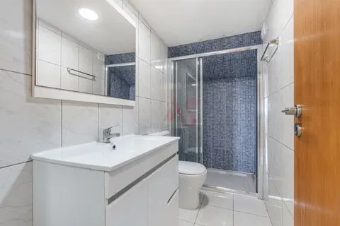 &#127969; 2 Schlafzimmer Haus Etage – Erdgeschoss &#124; ca. 77 m²