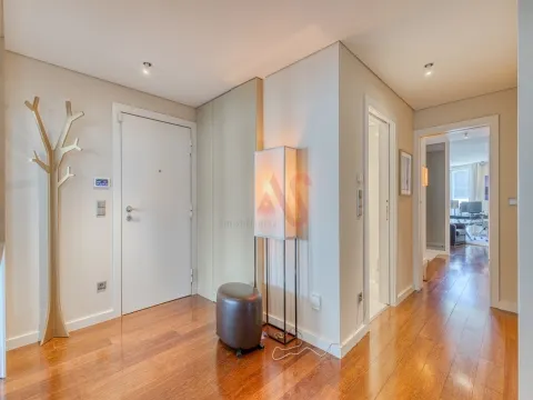 Penthouse Duplex Exclusiva – Primeira Linha de Mar em Canidelo, Vila Nova de Gaia