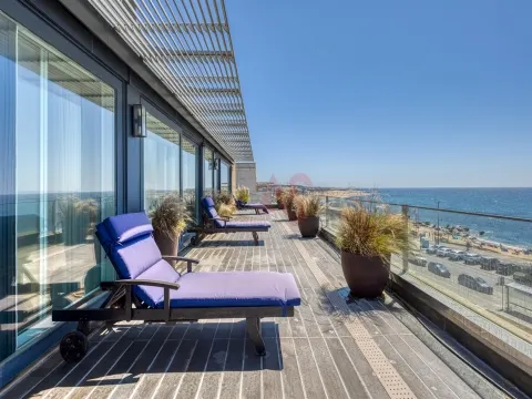 Penthouse Duplex Exclusiva – Primeira Linha de Mar em Canidelo, Vila Nova de Gaia