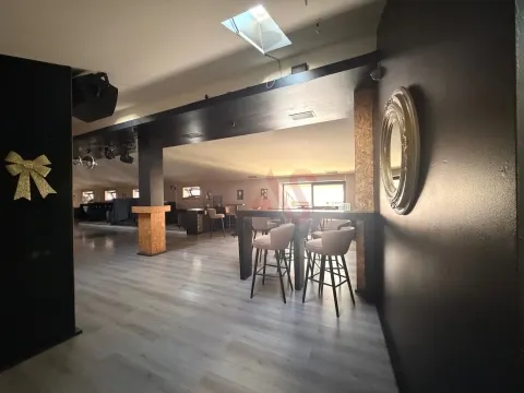 Trespasse – Bar / Espaço Noturno no Centro de Vizela – Em Pleno Funcionamento