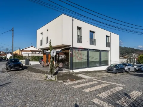 Floor Modern 3 Bedroom Villa in Santo Adrião, Vizela