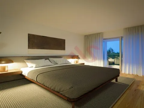 🏡 Einzimmerwohnung mit 32 m² Terrasse im Bau in Maia