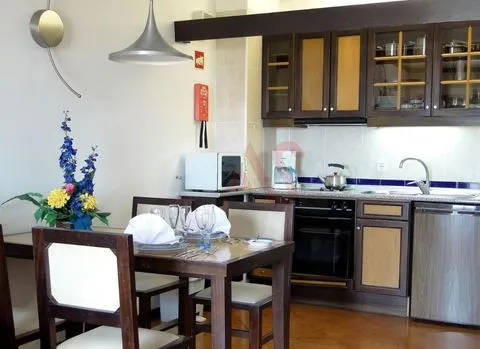 1 bedroom apartment inserted in the Paraíso de Albufeira hotel.